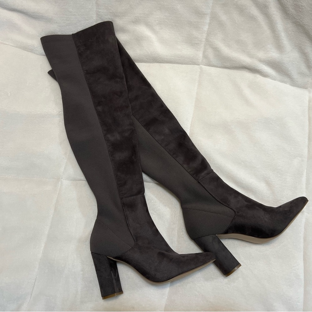 Grey Knee-High Steve Madden Heeled Boots